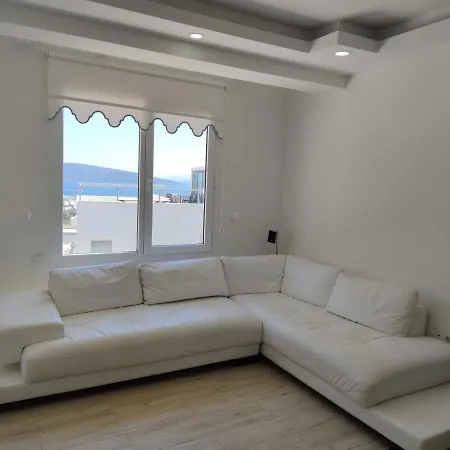 Daire Flat 600 M To Beach With Sea View In *