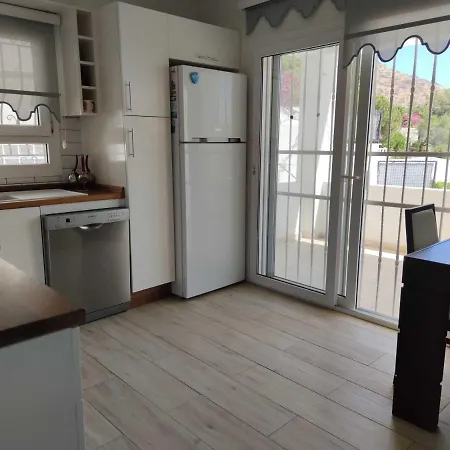 Flat 600 M To Beach With Sea View In Bodrum